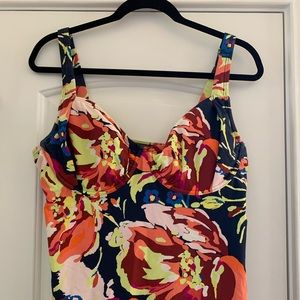 Title Nine Bodacious Tankini 38C